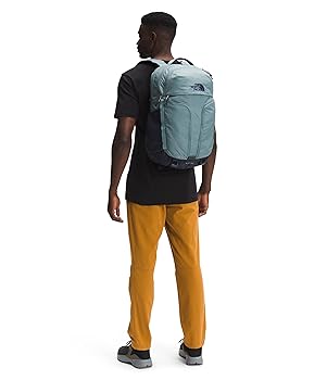 新品 THE NORTH FACE ノースフェイス Amazon.co.jp: [ザノースフェイス] サージ ゴブリンブルー